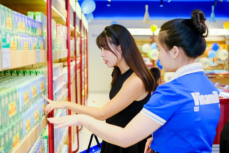 Khi người tiêu dùng ngày càng thông thái và quan tâm đến môi trường, lợi thế sẽ thuộc về doanh nghiệp có sự chuẩn bị từ sớm (Ảnh: Minh Anh).