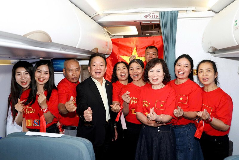  Những đóng góp của bầu Hiển và T&T Group cho bóng đá, thể thao Việt Nam không dừng mà vẫn đang tiếp tục.