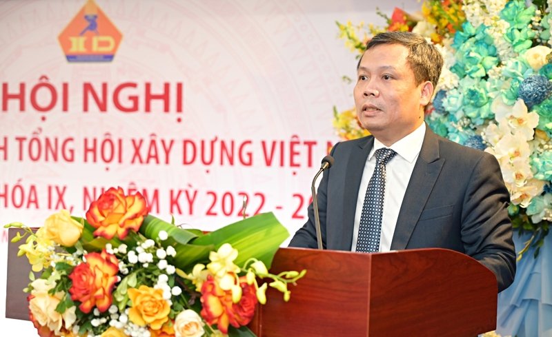 Ông Lê Như Thạch – Chủ tịch Hội KHKT Xây dựng TP.HCM phát biểu tại Hội nghị