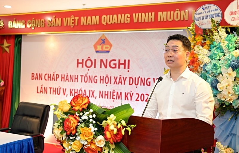 Ông Vũ Trọng Hùng - Thành viên HĐQT, Tổng giám đốc Công ty Cổ phần Đầu tư và Xây dựng VINA2 chia sẻ cảm nghĩ khi trở thành viên viên của Tổng hội Xây dựng Việt Nam.