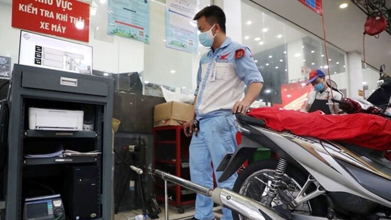  Đăng kiểm chạy đua chuẩn bị hạ tầng cho kiểm định khí thải xe máy.