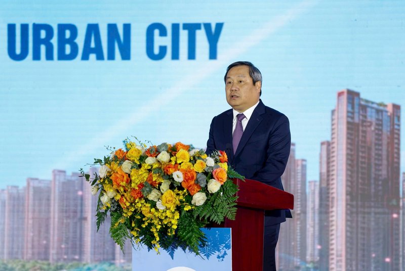 Chủ tịch UBND thành phố Hà Nội Vũ Đại Thắng phát biểu tại lễ khởi công. Ảnh: Quang Thái