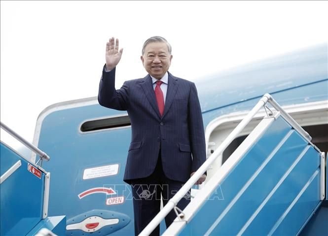  Tổng Bí thư Tô Lâm rời Hà Nội, lên đường tham dự cuộc họp khai mạc Hội đồng Hòa bình về Gaza.Ảnh: Thống Nhất/TTXVN