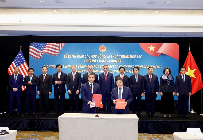 Vietjet và Griffin Global Asset Management trao thỏa thuận cung cấp tài chính cho 6 tàu bay Boeing 737-8, trị giá khoảng 965 triệu USD