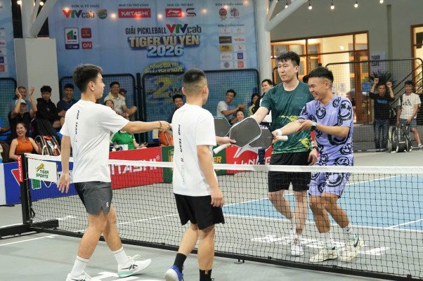 Sau Lễ ra mắt là các trận đấu giao lưu với VĐV Nguyễn Đắc Tiến.