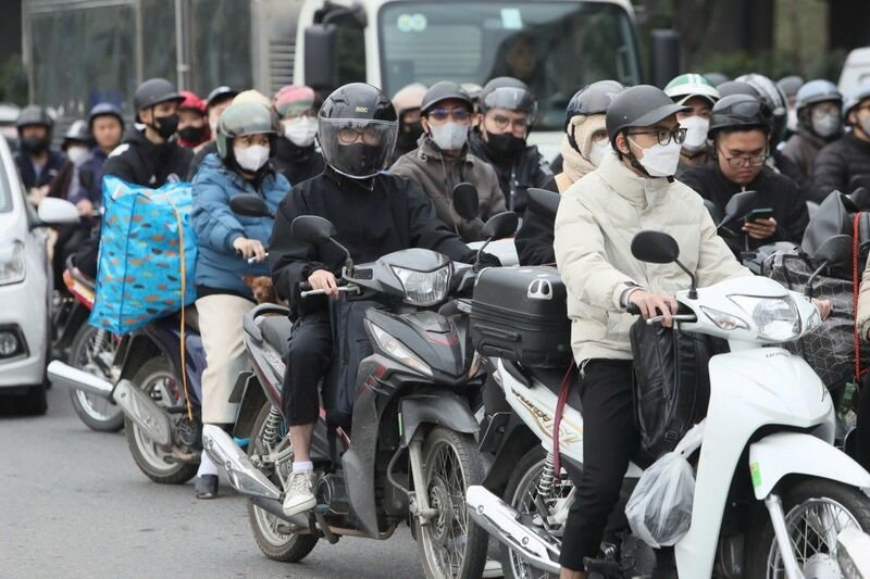  Việc Hà Nội dự kiến thí điểm hạn chế xe chạy xăng, dầu được đánh giá là bước đi quan trọng trong quản lý giao thông đô thị và kiểm soát ô nhiễm không khí tại khu vực trung tâm.