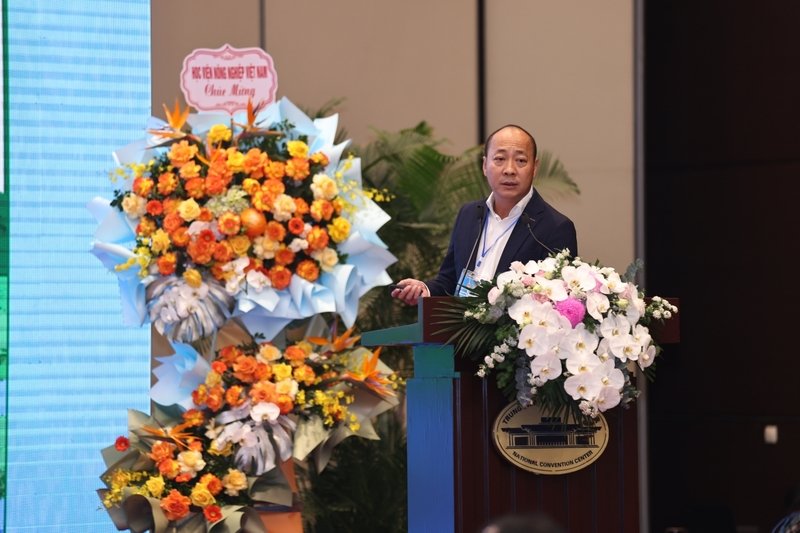 Ông Đoàn Quốc Khánh - Giám đốc Điều hành Phát triển Vùng nguyên liệu Vinamilk – phát biểu tại hội nghị (Ảnh: VN). 