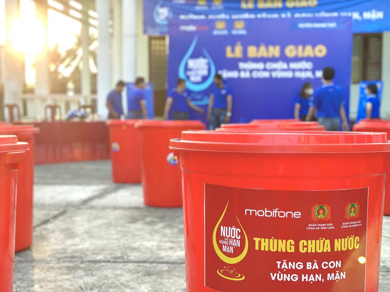 Nước cho vùng hạn mặn - Chuỗi chương trình ý triển khai tại các tỉnh miền tây lan tỏa thông điệp tốt cho cộng đồng. Ảnh: Quốc Vinh.