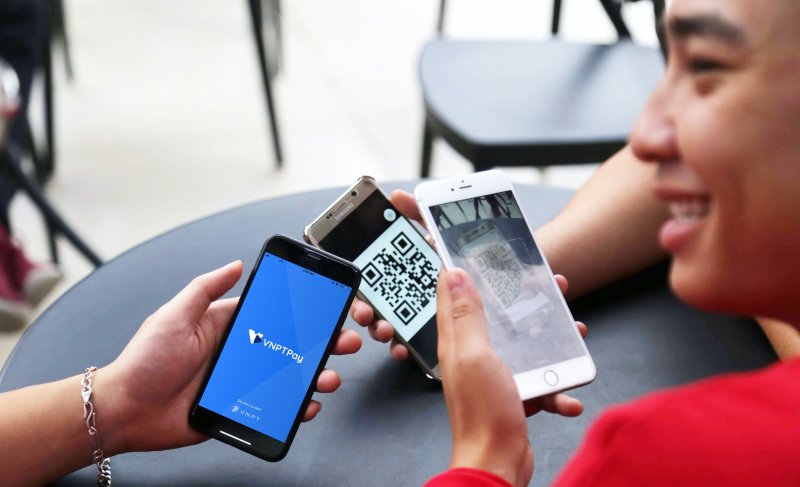 VNPT Pay dần trở thành công cụ phổ biến cho thanh toán được người dân ủng hộ. Ảnh: Cao Hưng.