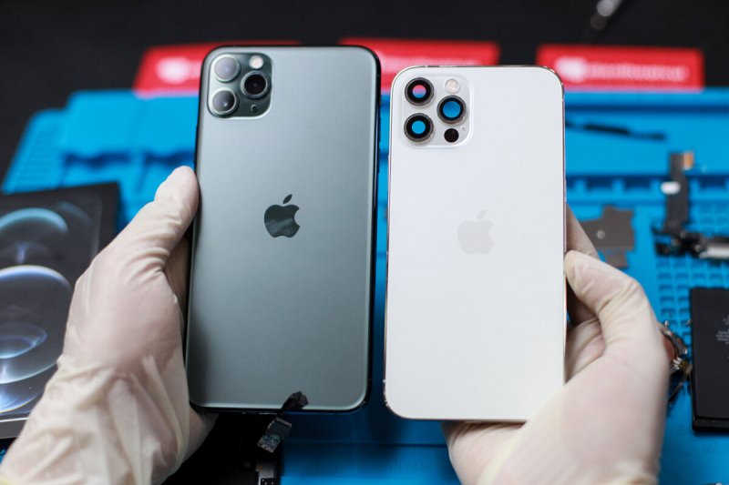 Thị trường iPhone cũ tiếp tục giảm giá sau khi dòng mới ra mắt. Ảnh: GSMArena.