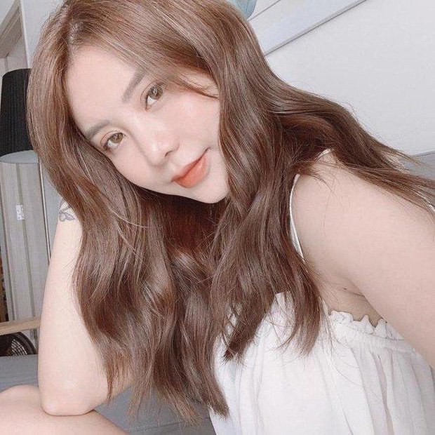 Ngọc Thảo là hot girl đời đầu. Cô được chú ý hơn cả khi tham gia series Thích ăn phở cùng Phở Đặc Biệt.