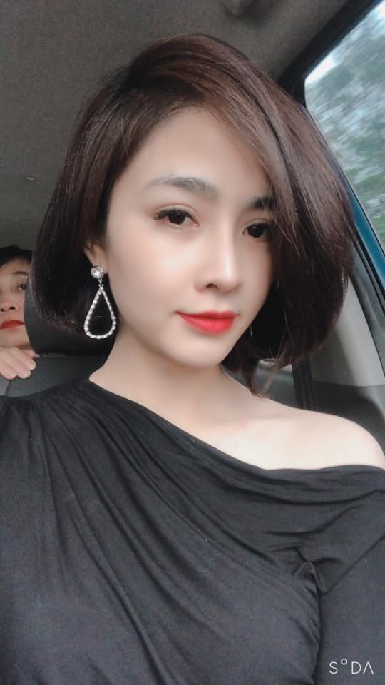 Khánh Ly gây thiện cảm với khuôn mặt xinh đẹp, hiền hậu.