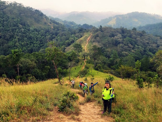 Porter sẽ hỗ trợ bạn kiểm soát số lượng thành viên và đảm bảo cả đoàn trekking đúng hướng, tránh bị lạc