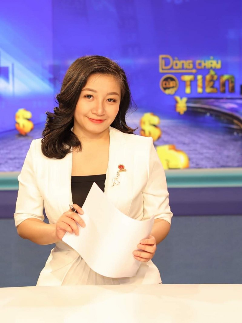 BTV THUY TRANG (1)