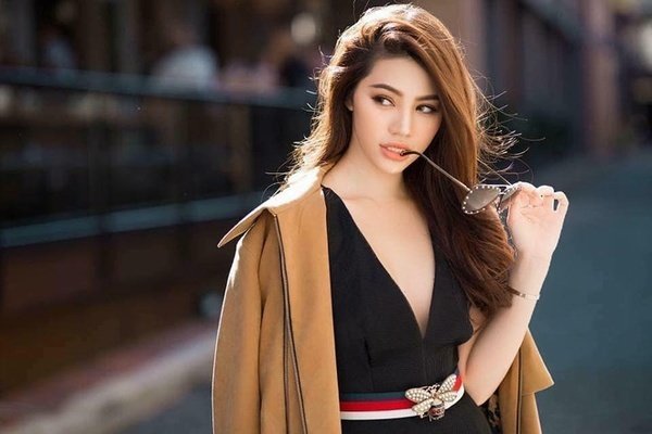 Jolie Nguyễn thừa nhận đã PTTM.