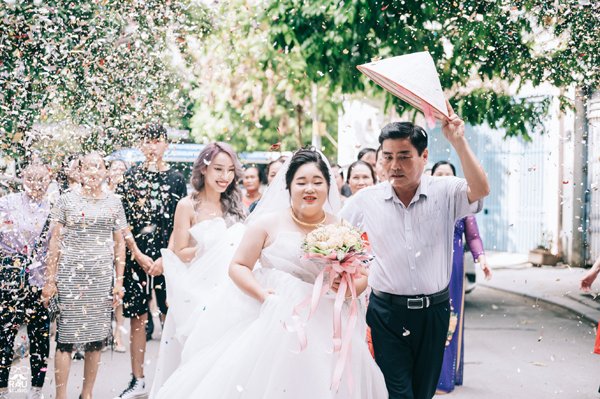 Cô dâu của Hùng nghẹn ngào khi nghe nhạc khúc này