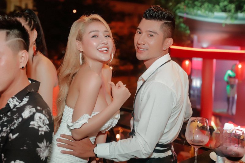 Ngân 98 - Lương Bằng Quang bị bóc phốt
