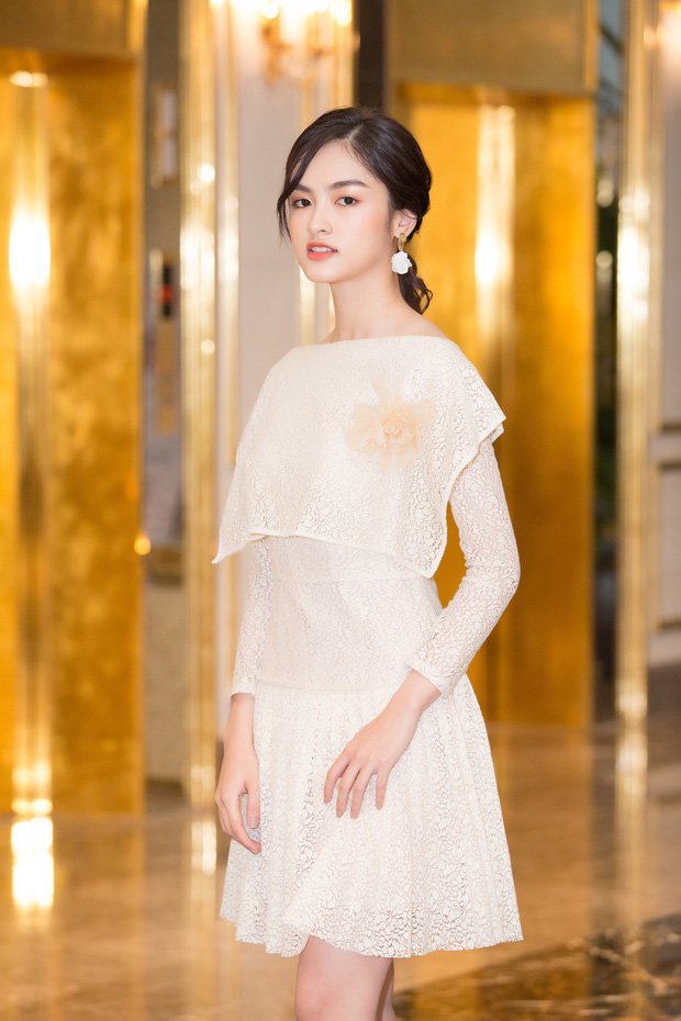 Hoa khôi Duyên dáng Đại học Ngoại thương - Nguyễn Hà My, sinh năm 1999.
