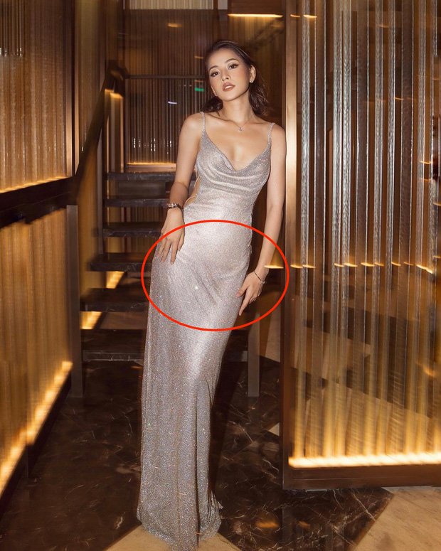 Chi Pu gầy thế mà vẫn có bụng ư?