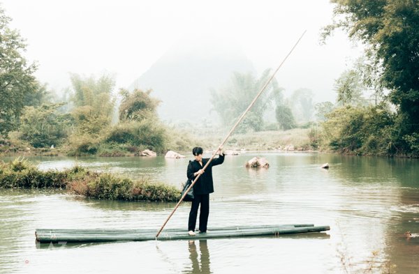 Cảnh quay tại thác Bản Giốc