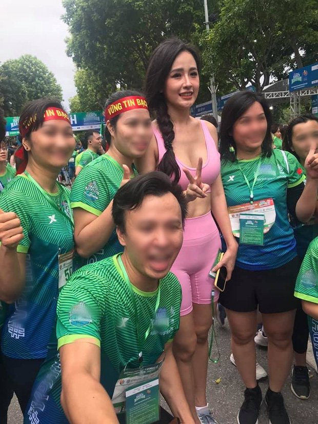 Chiếc quần bó sát 
