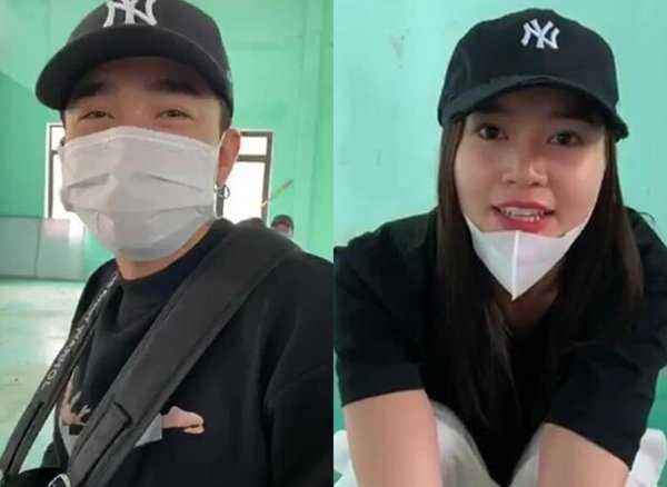 Cặp đôi bị soi đội mũ đôi, mặc áo đen