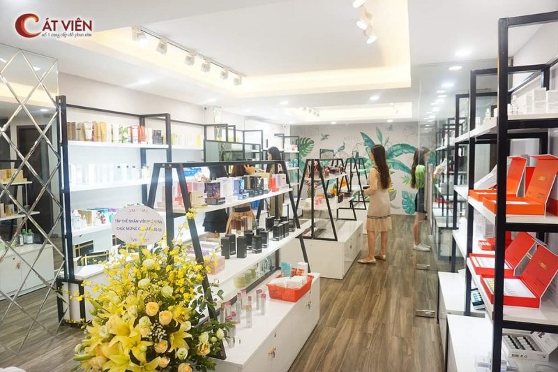 Cơ sở chính của mỹ phẩm Cát Viên, tại địa chỉ số 06, lô TT02, Hàm Nghi (Nam Từ Liêm, Hà Nội).