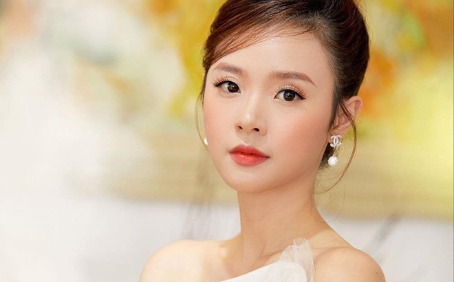 Midu chia sẻ cô vẫn đang độc thân