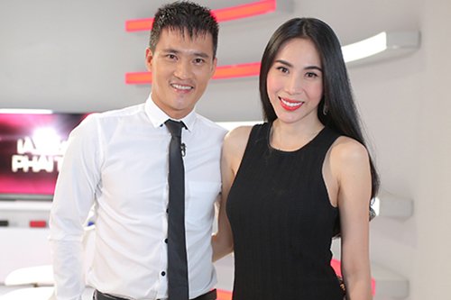 Thủy Tiên bị antifan tấn công