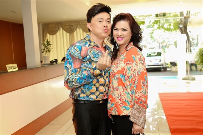 Vợ chồng Chí Tài kết hôn 33 năm nhưng có tới hơn 20 năm sống xa nhau.