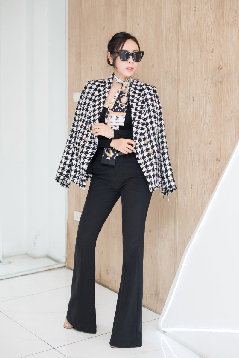 Gu thời trang thanh lịch, đẳng cấp của Ngô Thùy Linh
