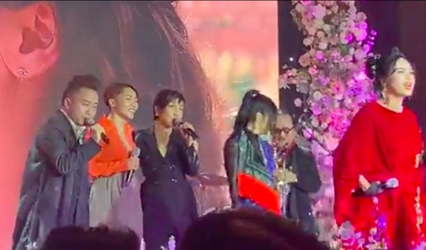 Các diva của làng giải trí Việt cùng song ca trong đám cưới