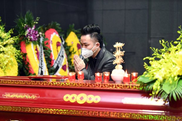 Ca sĩ Tùng Dương