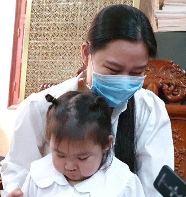 Vợ Vân Quang Long bức xúc