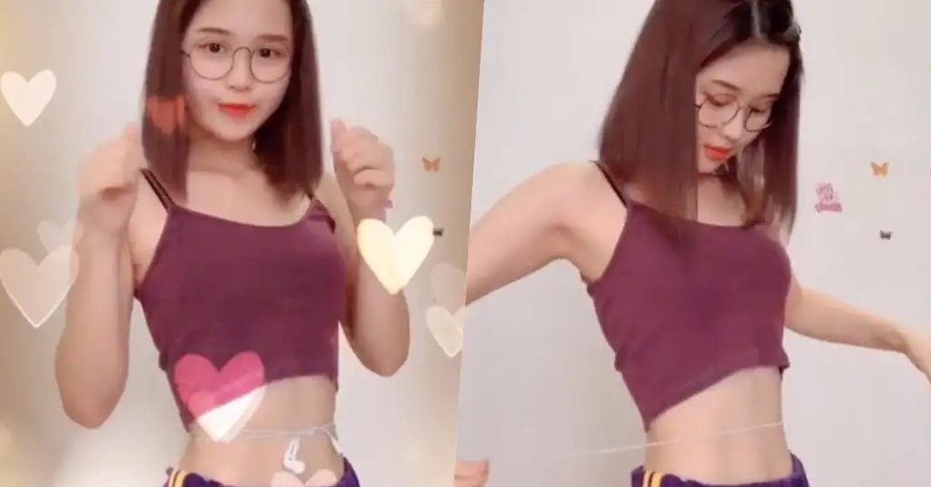 Mới đây, Han Sara còn có dịp khẳng định đẳng cấp vòng eo nhỏ hơn cả đàn chị Ngọc Trinh khi bắt trend “Headphone Wire Waist Challenge” (Tạm dịch: Thử thách quấn eo bằng dây tai nghe). Những ai tham gia thử thách sẽ quấn tai nghe quanh eo và buộc lại sao cho vừa khít với vòng eo. Thực hiện thử thách thành công có nghĩa là bạn đang sở hữu một vòng eo thon gọn và vô cùng quyến rũ.