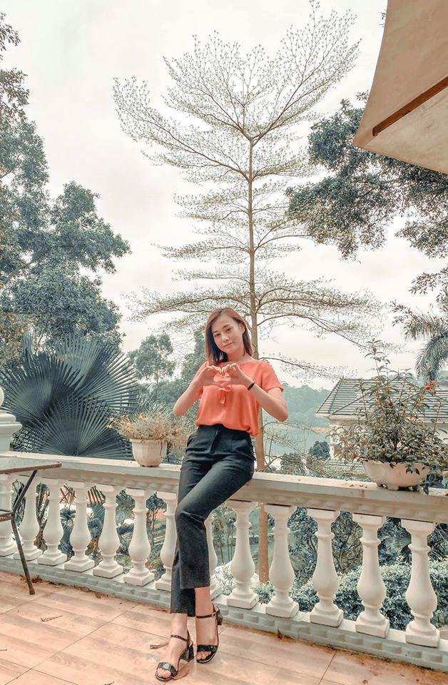 xem-co-uyen-trong-ve-nha-di-con-mua-covid-19-len-do-chi-em-tau-ngay-cach-mac-thanh-lich-92023858_3053404808053885_7789864575112839168_o-1586661542-270-width628height960