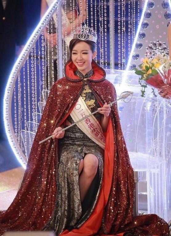 Hoa hậu Hồng Kông tiết lộ bị xâm hại tình dục ở Trung Quốc