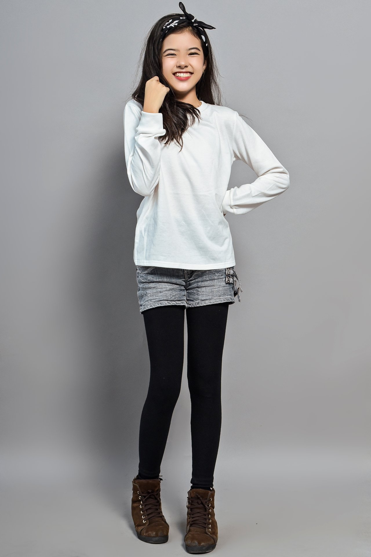 p336-band-phan-dau-tro-thanh-nhom-nhac-idol-quoc-dan