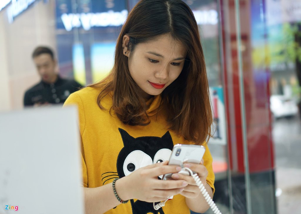 iPhone X chính hãng mở bán tại Việt Nam