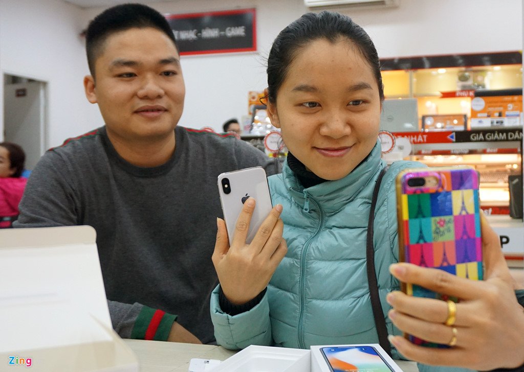 iPhone X chính hãng mở bán tại Việt Nam