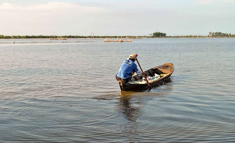 Đi qua mùa nước nổi