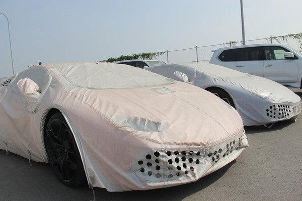Dàn siêu xe, xế sang tiền tỷ nằm cảng Hải Phòng