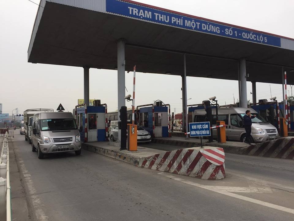 bot-van-lam-lai-co-tinh-trang-lai-xe-tra-phi-bang-tien-le