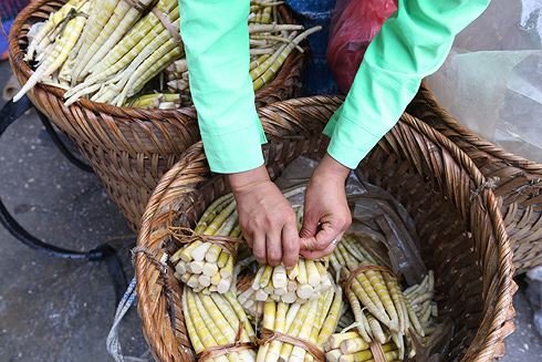 Hương sắc tự nhiên ở chợ phiên núi rừng Hoàng Su Phì