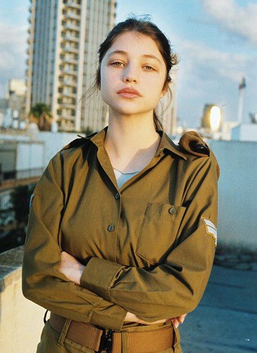 Ảnh: Vẻ đẹp đời thường đầy mê hoặc của các nữ quân nhân Israel