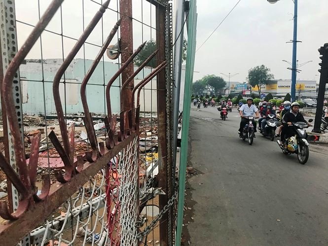 Bên trong khu giải tỏa 50 ki-ốt sân bay Tân Sơn Nhất