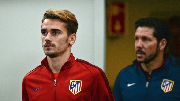 griezmann-duoc-simeone-bat-den-xanh-cho-gia-nhap-mu
