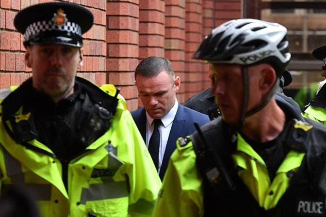 rooney-tu-bo-loi-song-be-tha-thang-hoa-tro-lai