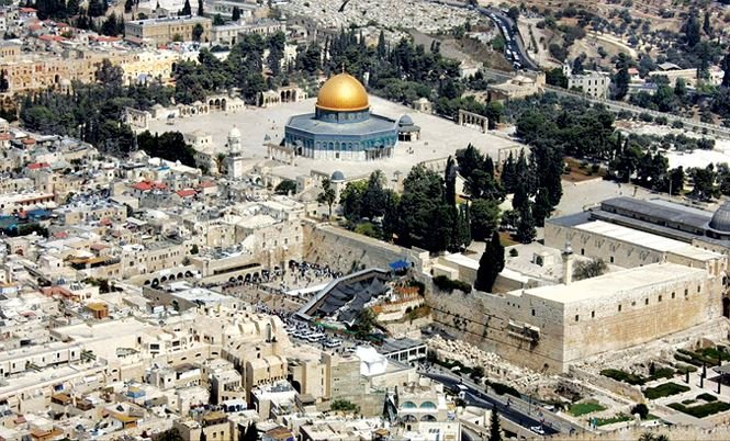 cong-nhan-jerusalem-la-thu-do-israel-nuoc-co-hiem-cua-donald-trump
