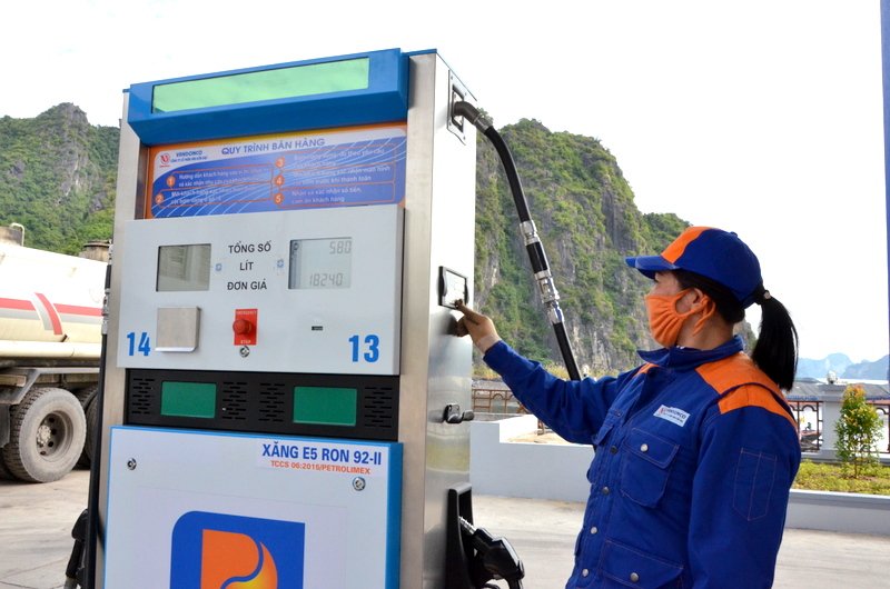 Xăng E5 chính thức được bán trên địa bàn tỉnh
